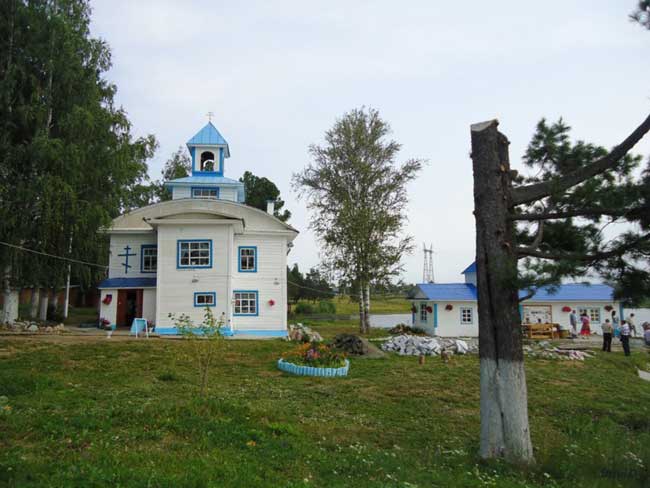 Храм иконы Божией Матери "Живоносный источник" в с. Актай