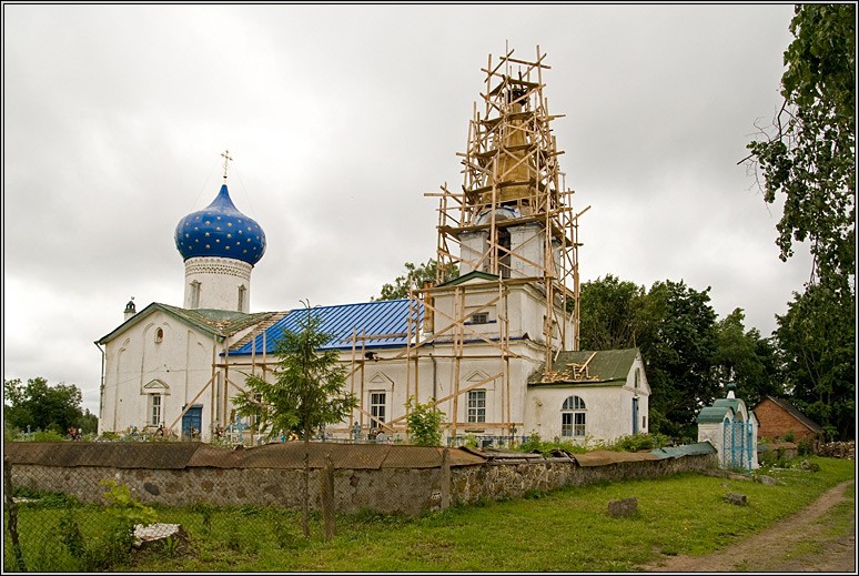 Храм Михаила Архангела в с. Кобылье Городище