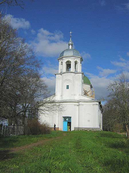 Церковь Успения Богородицы в с. Коростынь