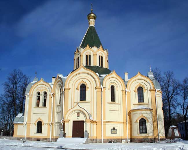 Храм Петра и Павла в г. Любань