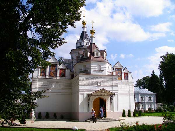 Свято-Троицкий Стефано-Махрищский женский монастырь