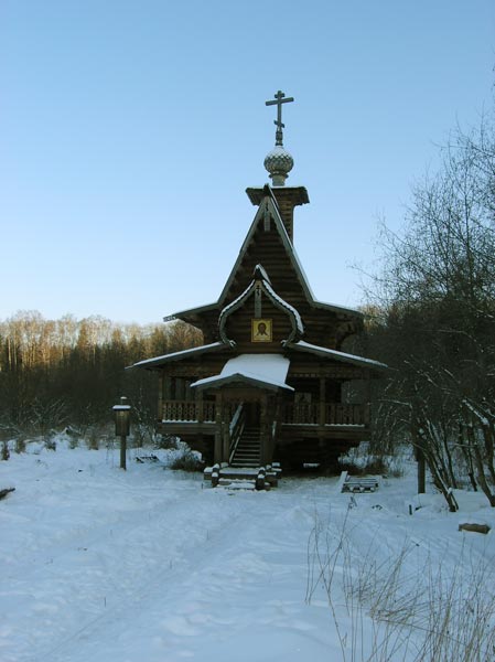 Источник "Гремяший ключ" в с. Малинники Источник "Гремяший ключ" в с. Малинники