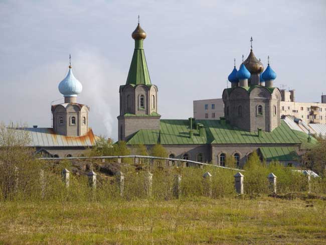 Свято-Никольский кафедральный собор в г. Мурманск