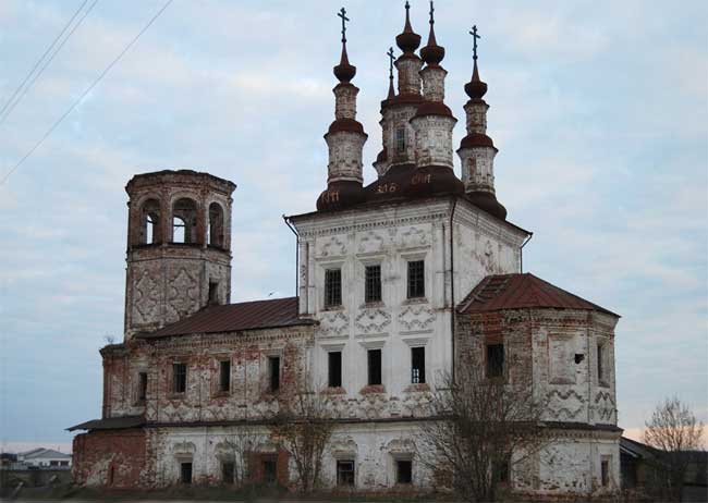 Церковь Воскресения Христова в с. Варницы 