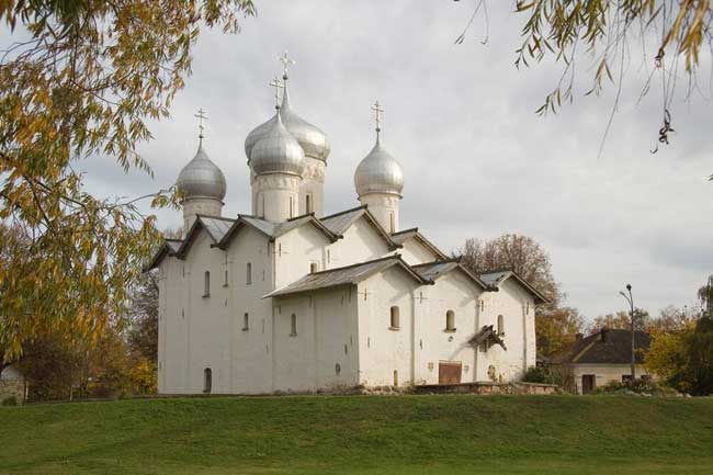 Храм Бориса и Глеба в Плотниках в г. Великий Новгород