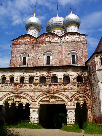 Надвратная церковь преподобного Сергия Радонежского