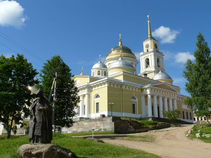 Паломничество в Нино-Столбненскую пустынь