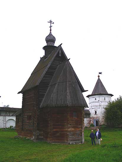 Георгиевская церковь, сделанная без пилы и гвоздей