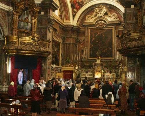 Молебен у мощей преп. Марии Египетской в церкви Санта Мария Эджициака 