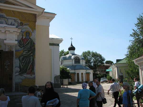 В Свято-Троицком кафедральном соборе г. Симферополя