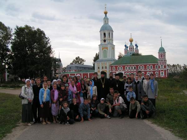 Рождество-Богородичный Санаксарский монастырь