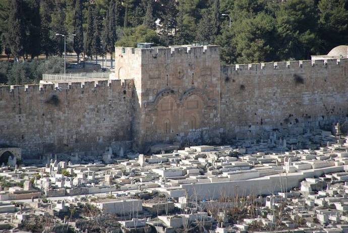 Золотые Врата - ими Христос торжественно въехал в Иерусалим как Мессиия