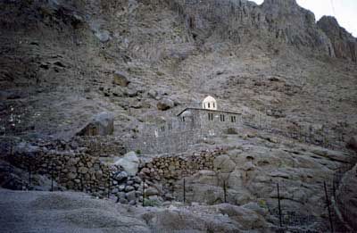 Храм на месте пещеры преподобного Иоанна Лествичника
