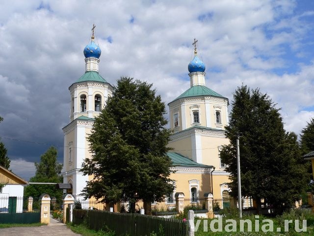 Новоселки, церковь Успения Пресвятой Богородицы.