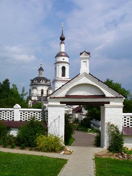 Паломническая поездка в Свято-Никольский Черноостровский монастырь