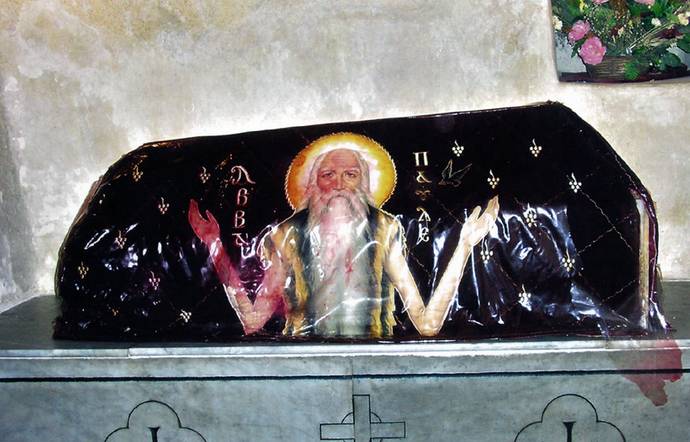 Гробница преподобного Павла Фивейского