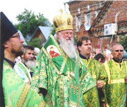 Архиепископ Владимирский и Суздальский Евлогий на празднике святых Петра и Февронии в Муроме