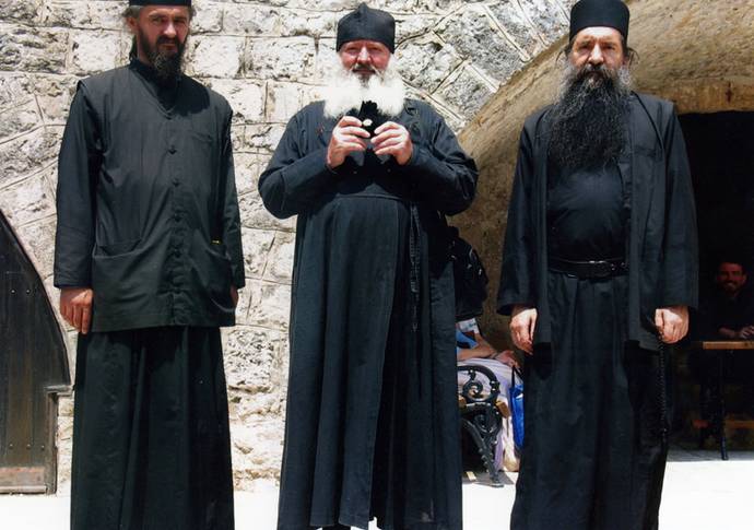 О.Владимир с мощами великомученика Феодора Стратилата