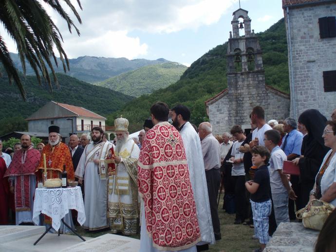 Молебен митрополита Амфилохия в Видовдан